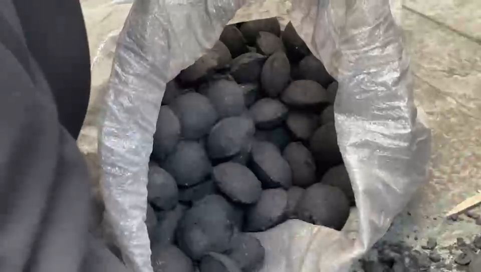 鐵粉壓球粘合劑的使用加量是多少？